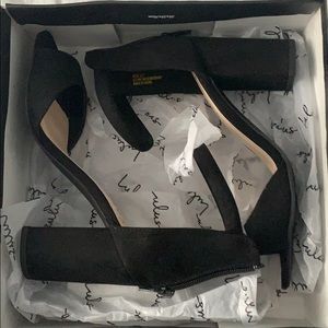 Lulu’s black suede heels, size 6.5, never worn
